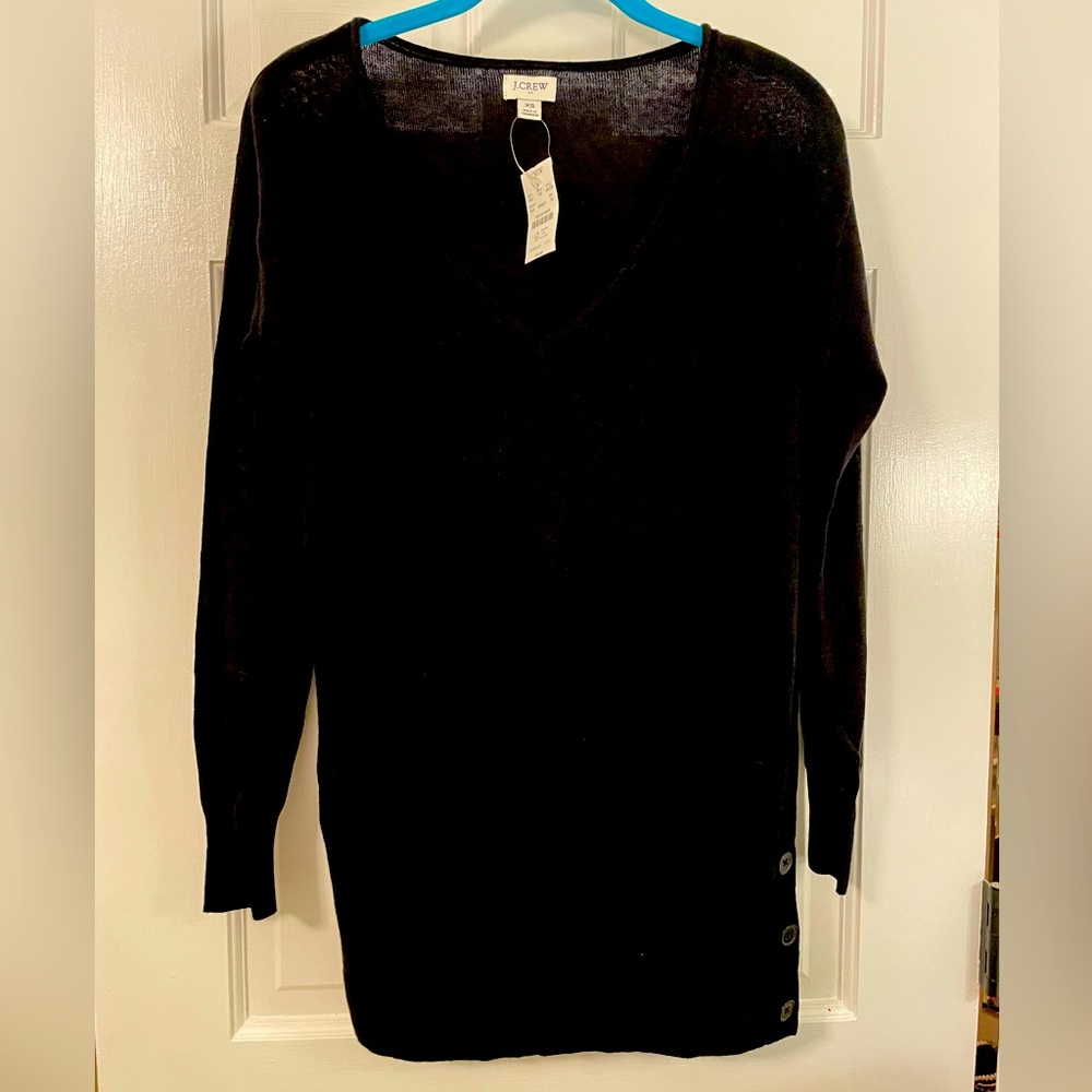 J Crew - long v-neck sweater NWT - 55% linen 45% viscose - black XS.